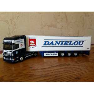 1/43 SCANIA Serie R NEW TOPLINE с полуприцепом-рефрижератором DANIELOU 2014