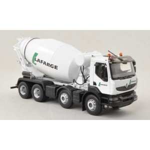 1/43 RENAULT Kerax 8x4 Бетономешалка LAFARGE 2008 белый