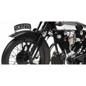 1/6 Brough Superior SS 100 T.E. Lawrence 1932 черный