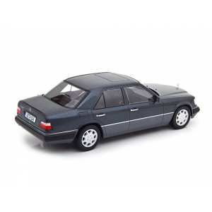 1/18 Mercedes-Benz E-Klasse E320 (W124) 1993 черный