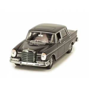 1/43 Mercedes-Benz 300SEL W111 1963 темно-серый