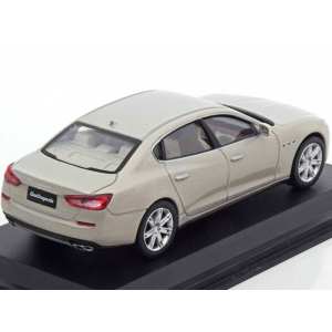 1/43 Maserati Quattroporte GTS 2015 серебристый