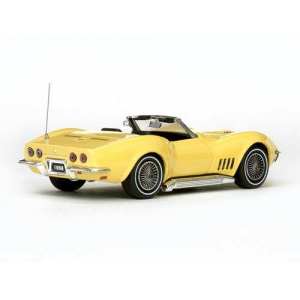 1/43 Chevrolet Corvette Stingray 427 convertible 1968 safari yellow желтый