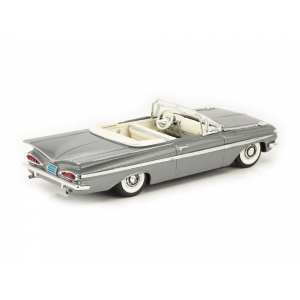 1/43 Chevrolet Impala Open Convertible 1959 серый