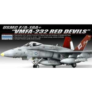 1/32 Палубный истребитель ВМС США F/A-18A Red devils