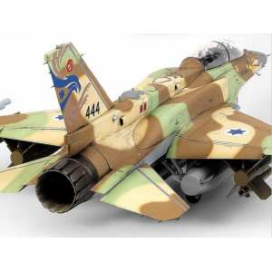 1/32 Истребитель Lockheed Martin F- 16 I SUFA ВВС Израиля