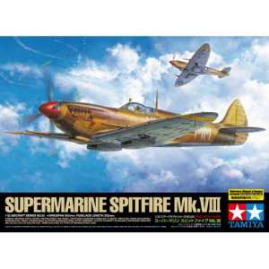 1/32 Supermarine Spitfire Mk.VIII , с набором фототравления, 2 фигурами пилотов и подставкой. В комплекте идет бонус (коврик для