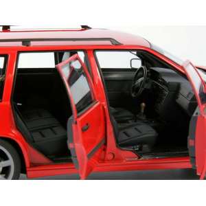 1/18 Volvo 850 T-5R STATION WAGON (RED)