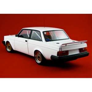 1/18 Volvo 240 TURBO PLAIN BODY VERSION белый