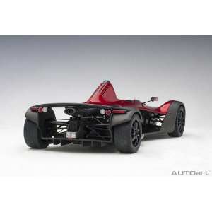 1/18 BAC Mono 2011 красный металлик