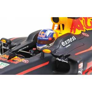 1/18 Red Bull Racing Tag-Heuer RB12 - Daniel Ricciardo - 2016