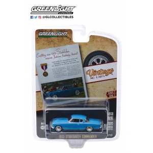 1/64 Studebaker Commander Exciting New Studebaker 1953 синий