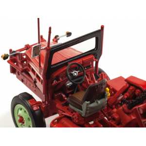 1/43 Raimundle Traktor 1967 красный