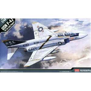 1/48 Самолет F-4J VF-84 Jolly Rogers