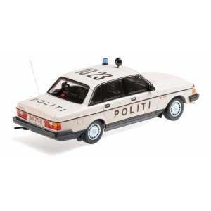 1/18 Volvo 240 GL 1986 Politi Danmark Полиция Дании