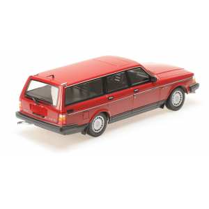 1/18 Volvo 240 GL Break 1986 красный