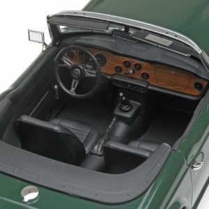 1/18 Triumph TR6 - 1969 - темно-зеленый