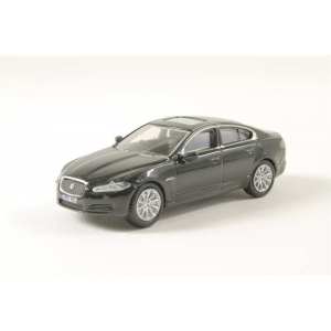 1/76 Jaguar XF Saloon 2008 черный