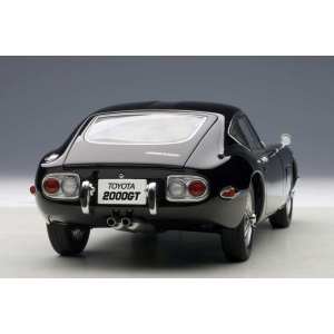 1/18 Toyota 2000 GT Coupe 1965 рестайлинг черный