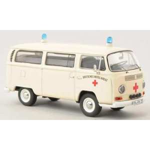 1/43 VOLKSWAGEN Bulli T2a Red cross (скорая медицинская помощь) 1967