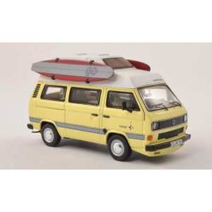 1/43 VOLKSWAGEN T3b Camping Westfalia Jokerс досками для сёрфинга 1984 желтый