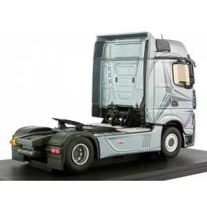 1/43 седельный тягач MERCEDES-BENZ ACTROS MP4 BIGSPACE 2012 Silver