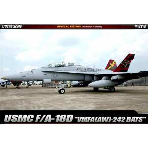 1/32 Самолет USMC F/A-18D VMFA(AW)-242