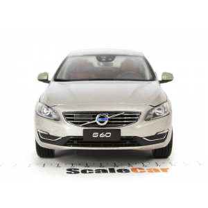 1/18 Volvo S60 2015 seashell