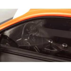 1/18 BMW 2002 Hommage Collection Turbomeister оранжевый с черным