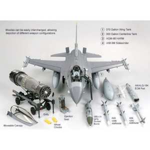 1/32 Самолет F-16 СJ BLOCK 50 Fighting Falcon