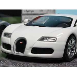 1/43 Bugatti VEYRON 2009 TOP GEAR белый