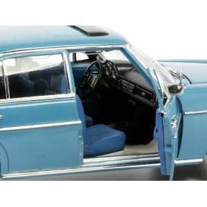 1/18 Mercedes-Benz / 8 Saloon W114/115 голубой