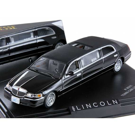 1/43 Lincoln TownCar Limousine 2000 черный
