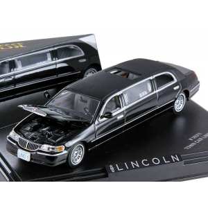 1/43 Lincoln TownCar Limousine 2000 черный