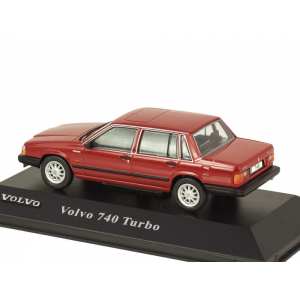 1/43 Volvo 740 Turbo красный