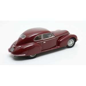 1/18 Alfa Romeo 6C 2500S Berlinetta Touring 1939 красный