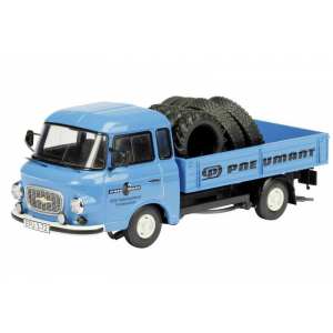 1/43 Barkas B1000 Pneumant Reifen бортовой грузовик с покрышками 1961