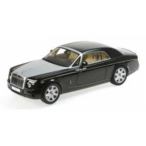 1/18 Rolls-Royce Phantom Coupe (diamond black)