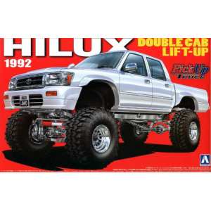 1/24 TOYOTA-TRUCK DOUBLE CAB LIFTUP (TOYOTA)