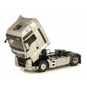 1/43 седельный тягач MAN TGX EURO 6 LX 2014 Grey Metallic