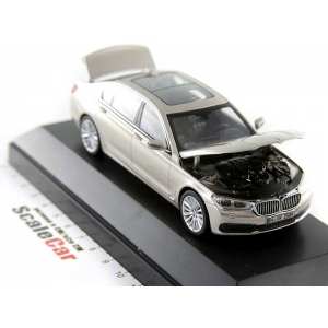 1/43 BMW 7er 750Li G12 Cashmir silver бежевый мет