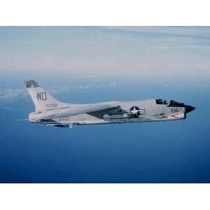 1/72 Американский палубный истребитель Vought F-8E Crusader