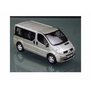 1/43 Renault Trafic 2007 grey and beige