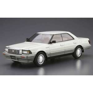 1/24 Toyota UZS131 Crown Royal Saloon G 1989