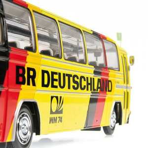 1/43 Mercedes-Benz O302 Touringcar Bus World Championship Soccer 1974 автобус команды Германии