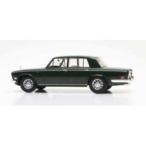 1/18 Rolls Royce Silver Shadow 1974 зеленый