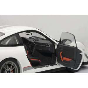 1/18 PORSCHE 911 (997) GT3 RS 4.0 2011 белый