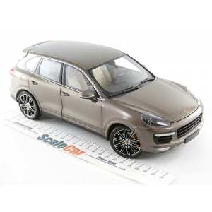 1/18 Porsche Cayenne Turbo S (958) Facelift 2015 (коричневый мет.)