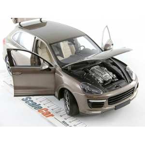 1/18 Porsche Cayenne Turbo S (958) Facelift 2015 (коричневый мет.)