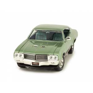1/18 Buick Grand Sport Hardtop 1970 светло-зеленый металлик